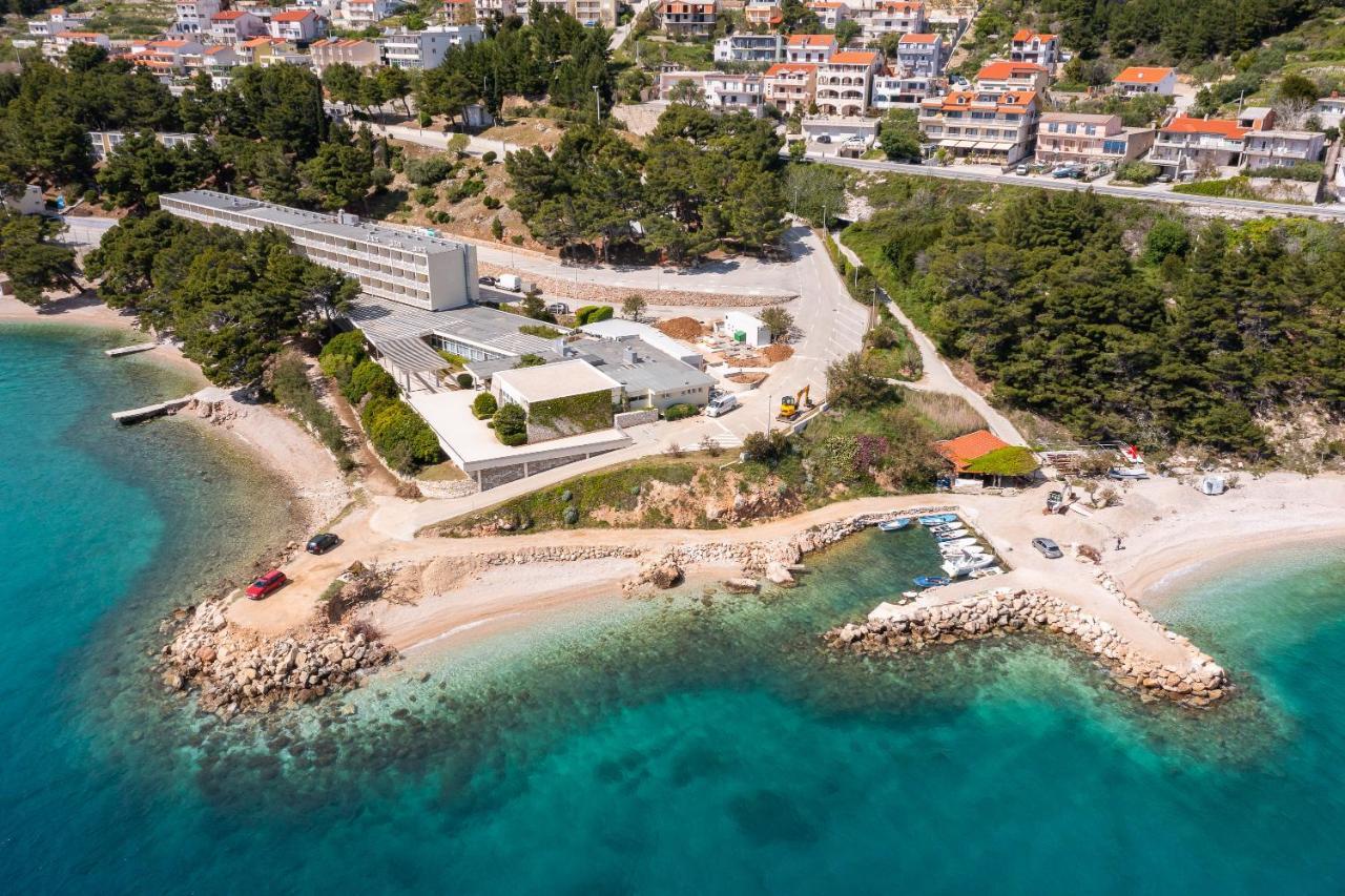 Beachfront Xxl - 2 Apartments Together - Lokva Rogoznica Exteriér fotografie