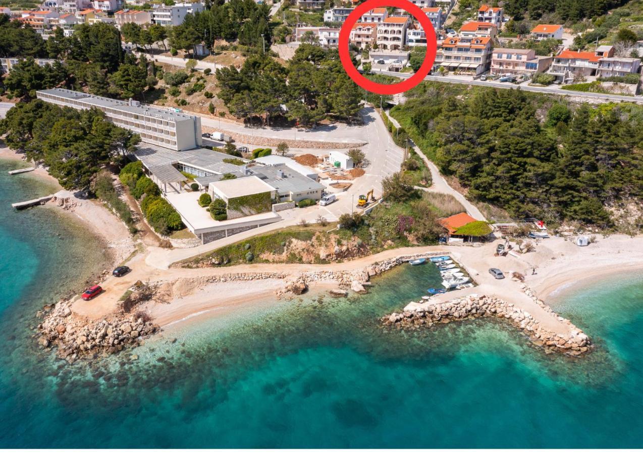 Beachfront Xxl - 2 Apartments Together - Lokva Rogoznica Exteriér fotografie